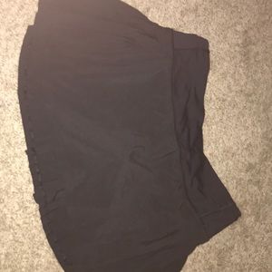 Lululemon black skirt